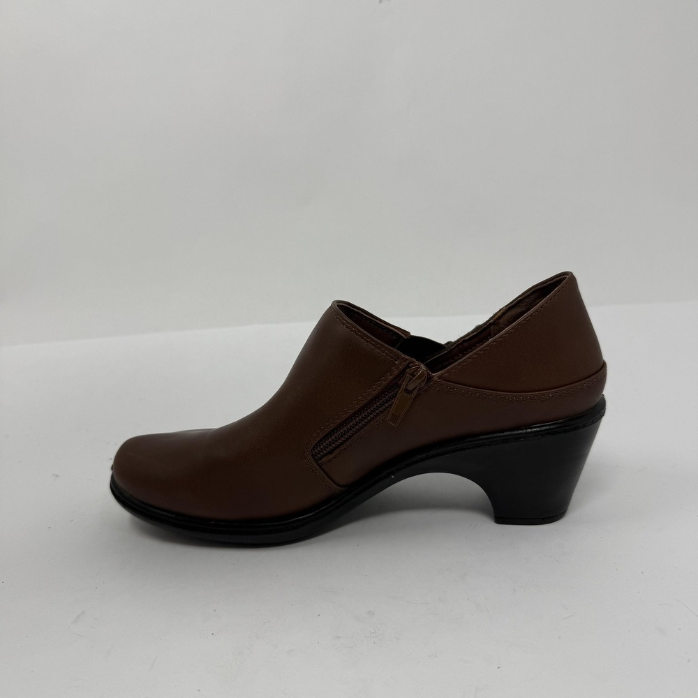 Brown Slip On Shoes Womens Size 8 Medium Block Heel Comfort Casual Zip Sides - Picture 10 of 13
